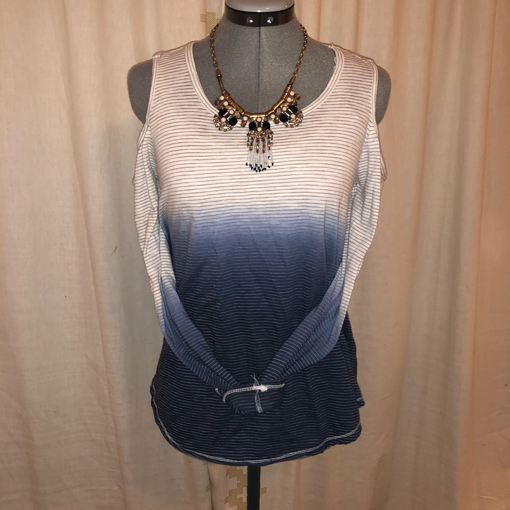 Ombré Cold Shoulder LS